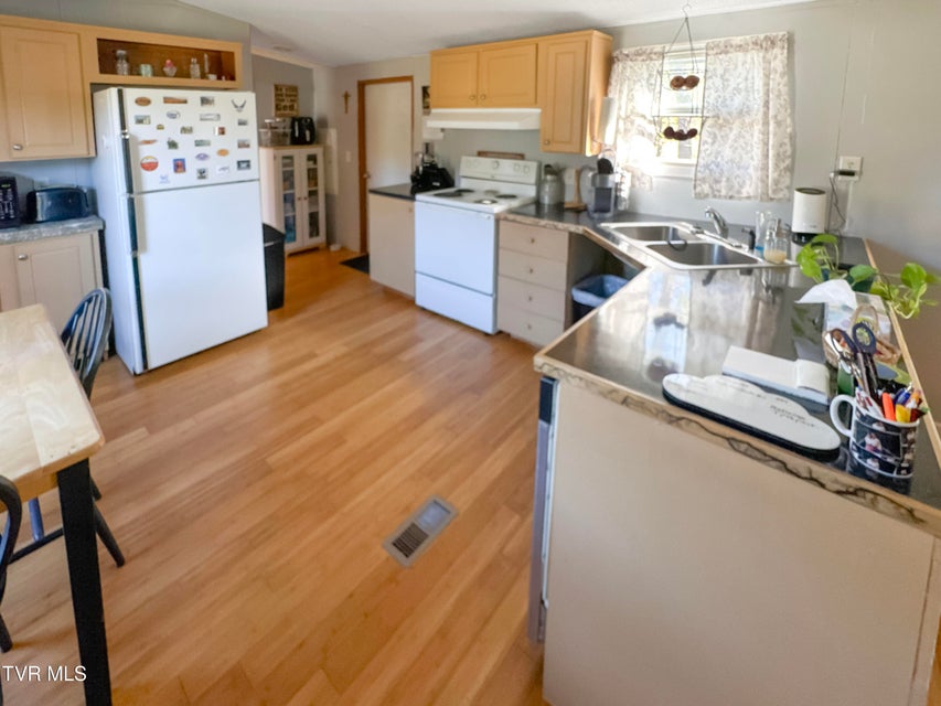 Photo #12: 1244 Shady Rest Drive