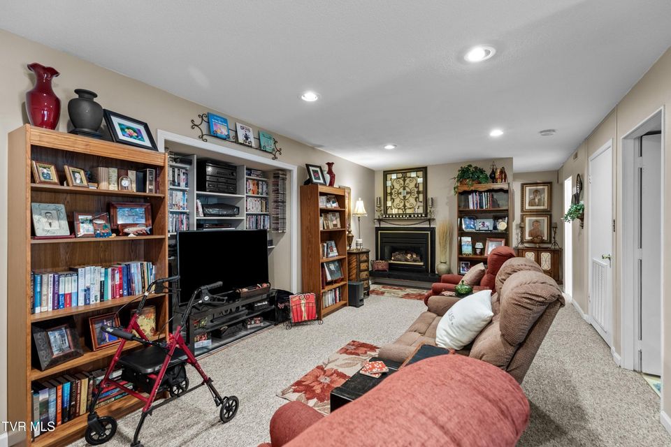 Photo #25: 1184 Mimosa Drive