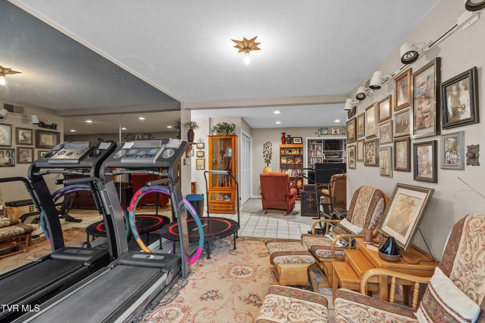 Photo #35: 1184 Mimosa Drive