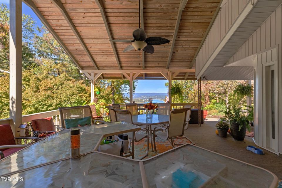 Photo #7: 1184 Mimosa Drive