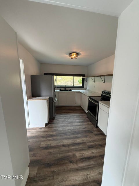 Photo #15: 220 Jenkins Hollow Road