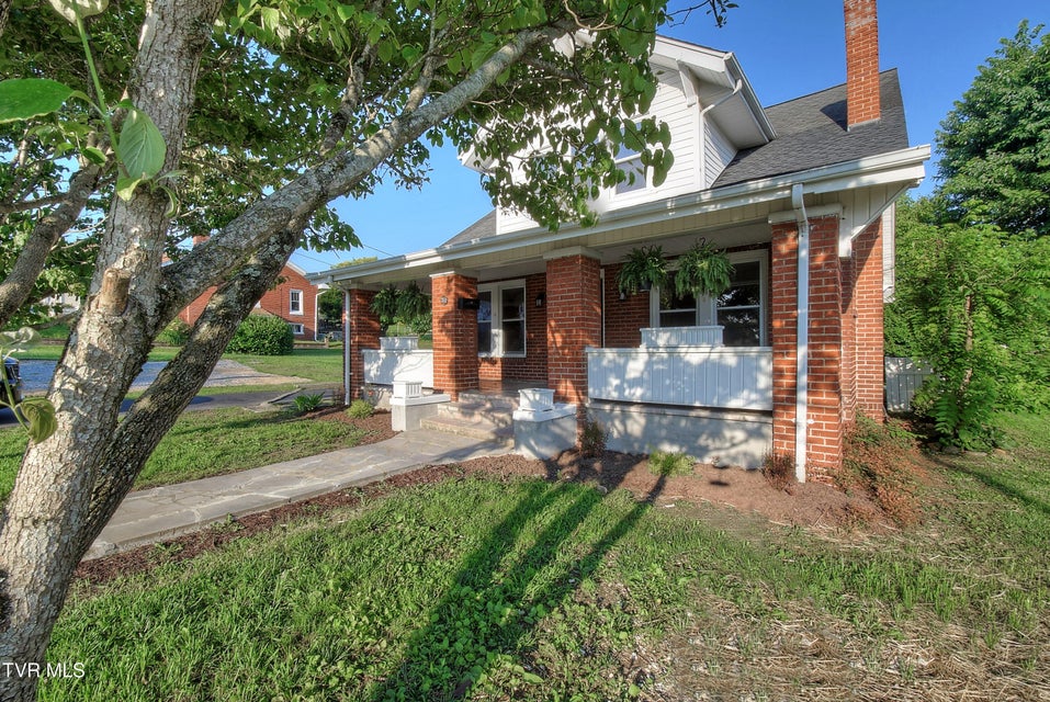 Photo #5: 511 Watauga Avenue