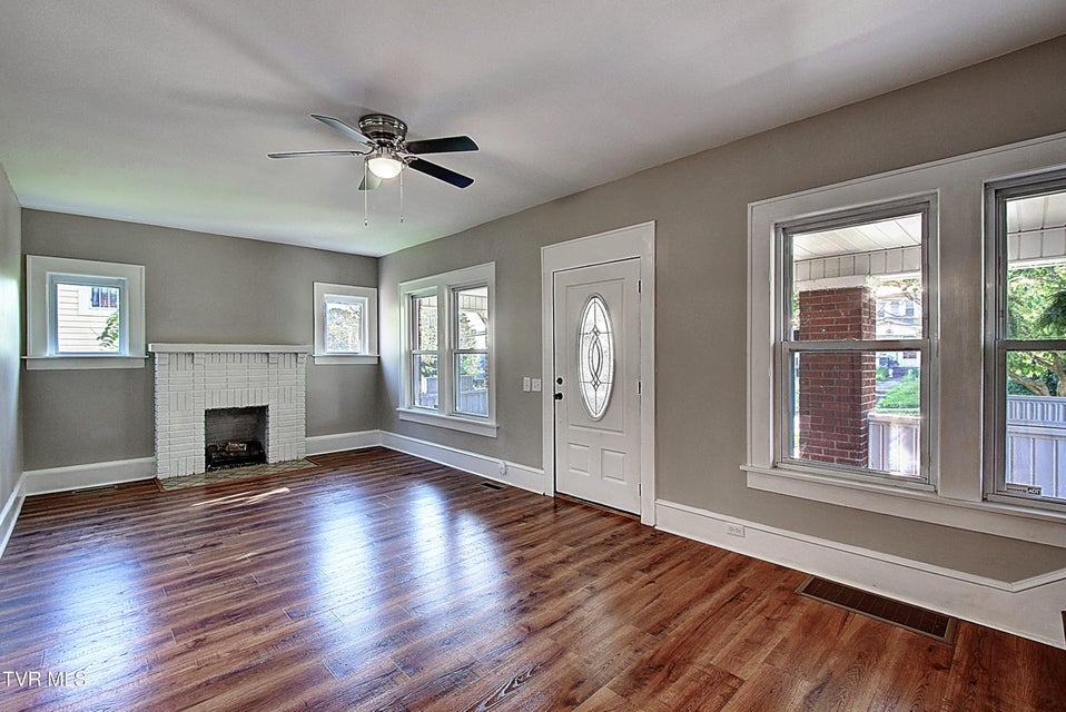 Photo #11: 511 Watauga Avenue