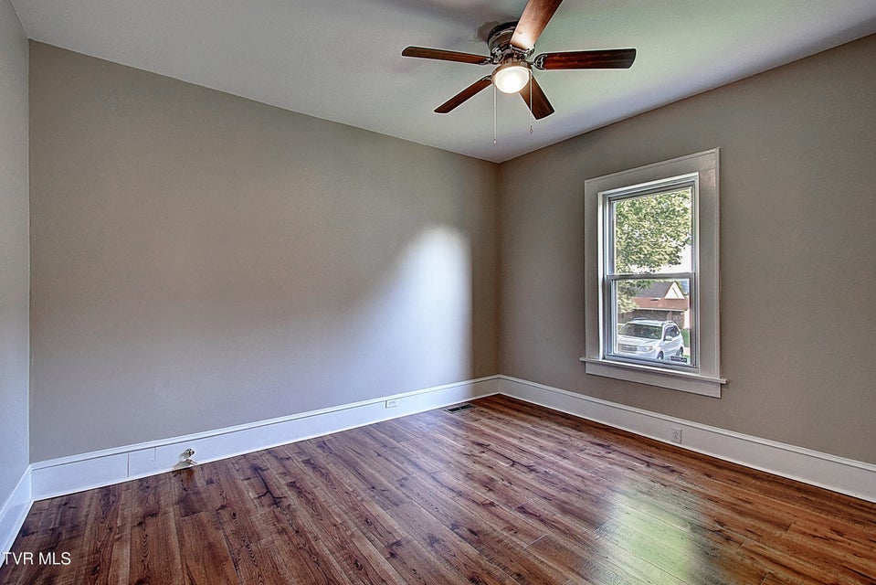 Photo #19: 511 Watauga Avenue