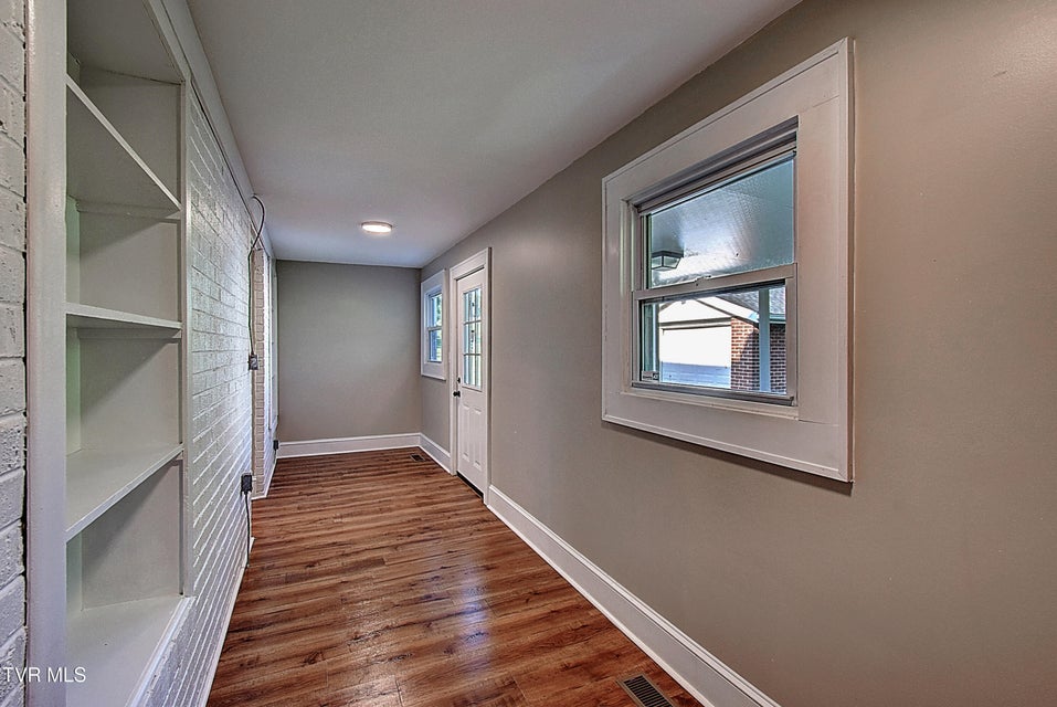 Photo #25: 511 Watauga Avenue