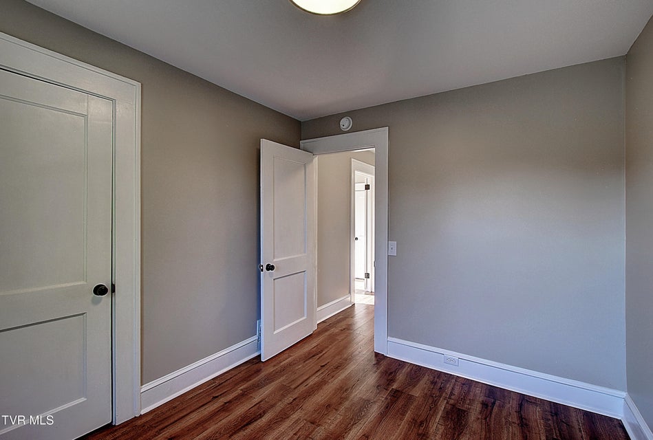 Photo #31: 511 Watauga Avenue