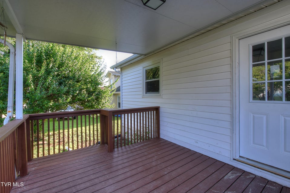 Photo #42: 511 Watauga Avenue