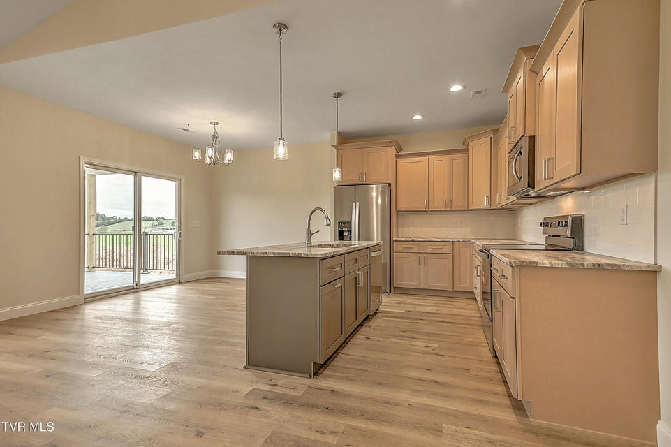 Photo #9: 234 East Ridges Drive