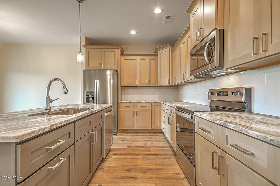 Photo #14: 234 East Ridges Drive