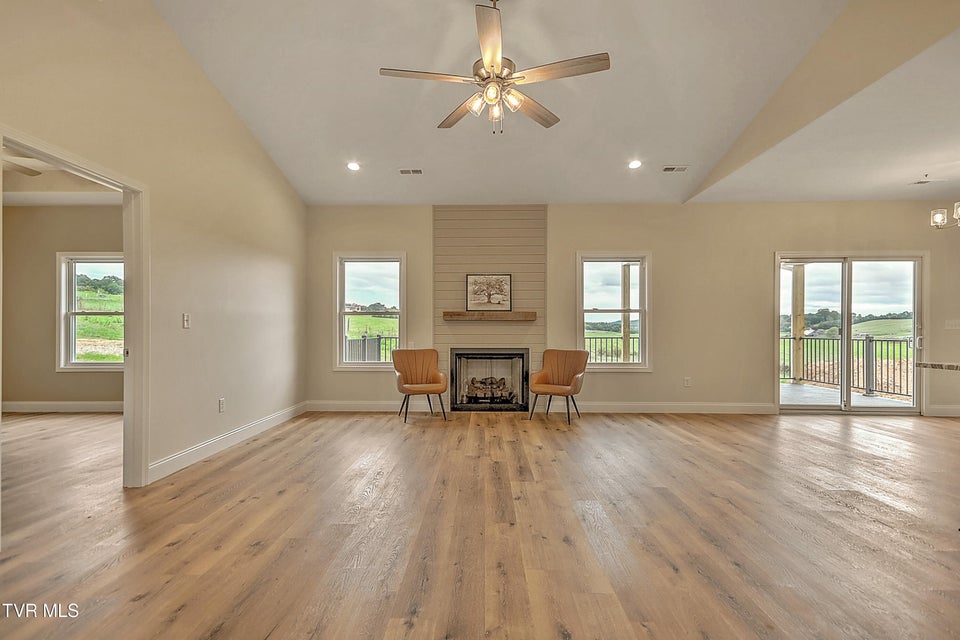 Photo #4: 234 East Ridges Drive