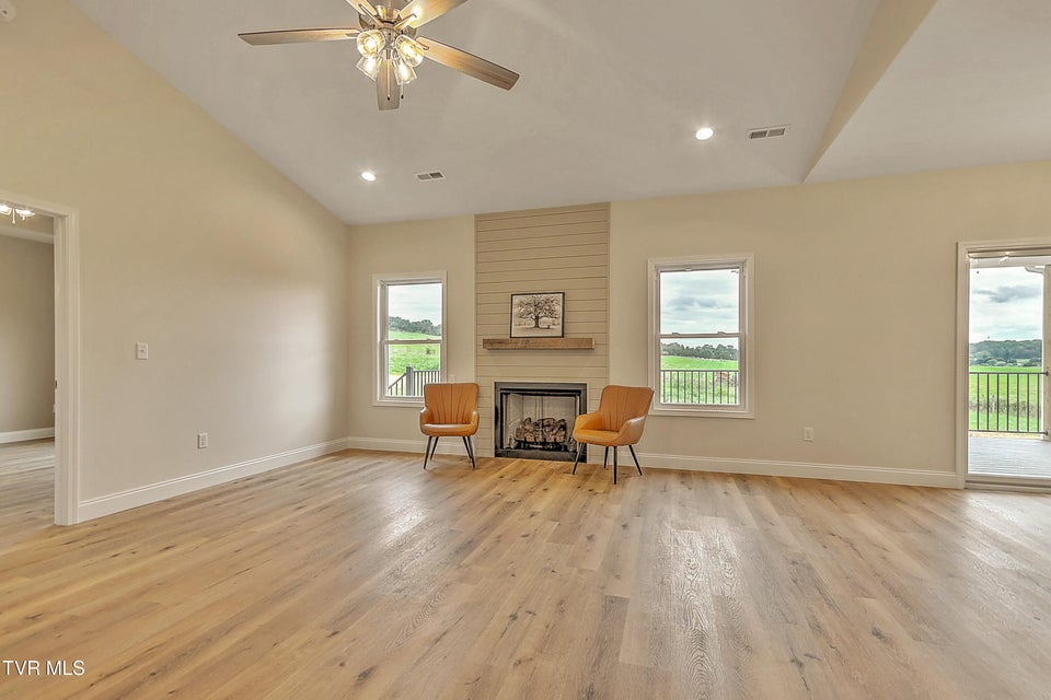 Photo #5: 234 East Ridges Drive