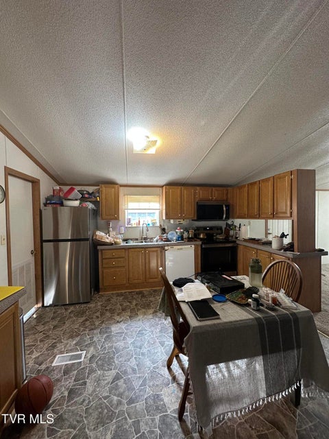 Photo #13: 3776 Delhart Road