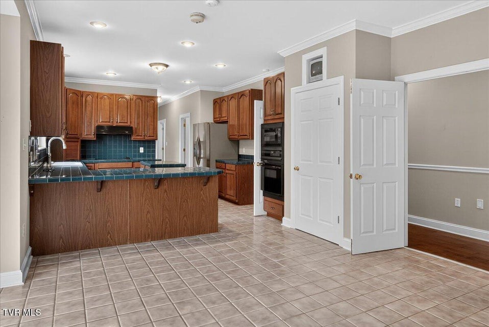 Photo #16: 1812 Boones Creek Road