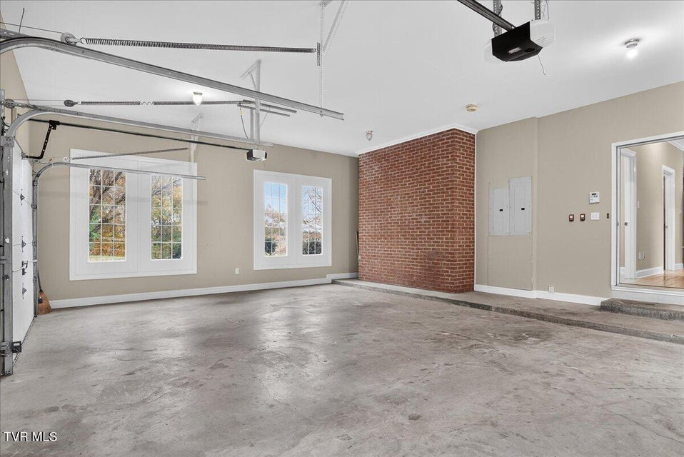 Photo #61: 1812 Boones Creek Road