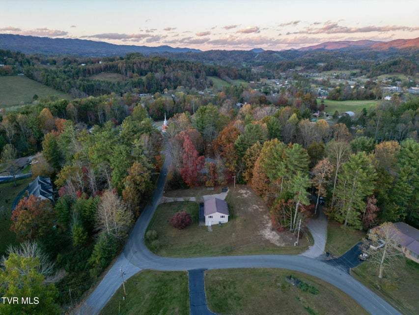 Photo #5: 353 Hemlock Street