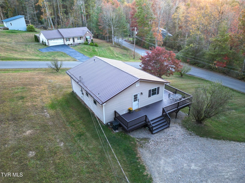 Photo #27: 353 Hemlock Street