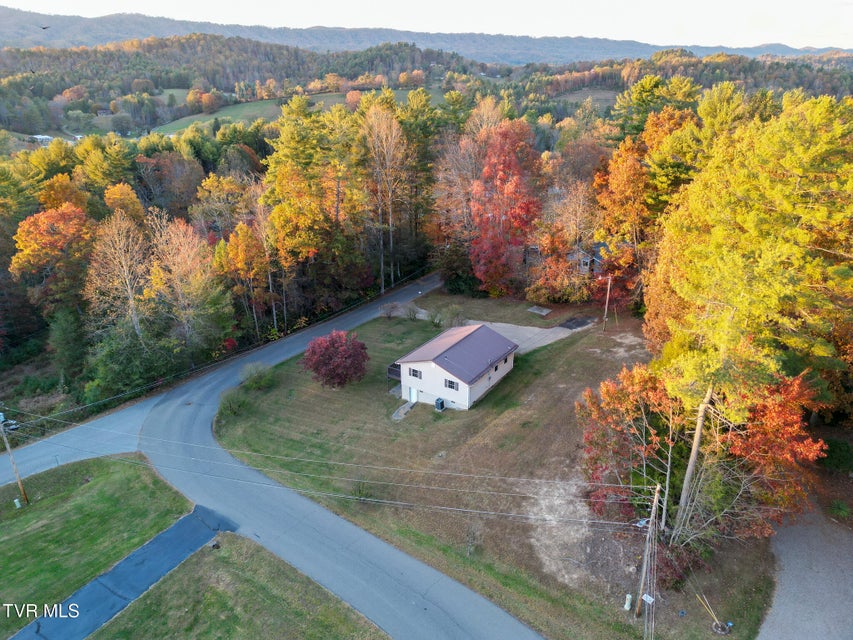 Photo #4: 353 Hemlock Street