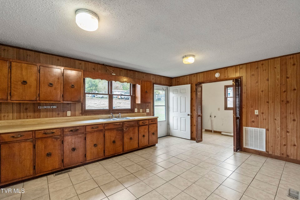 Photo #10: 2851 Highway 107 