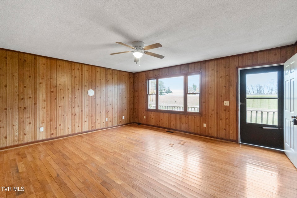 Photo #5: 2851 Highway 107 