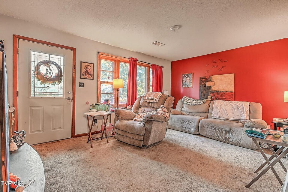 Photo #10: 624 Rogers Avenue