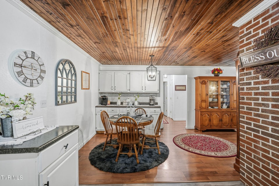 Photo #30: 5186 Lick Creek Road