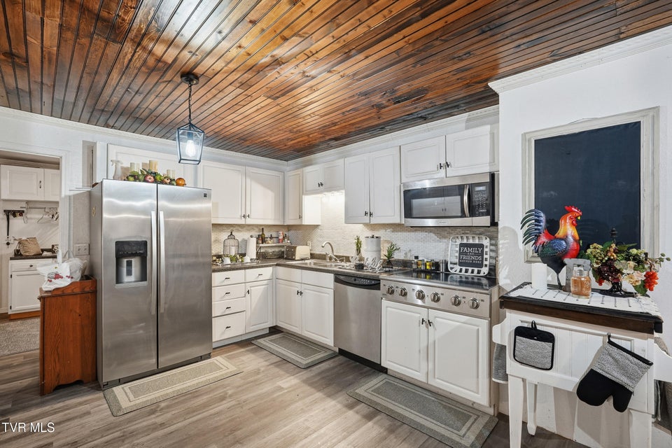 Photo #34: 5186 Lick Creek Road