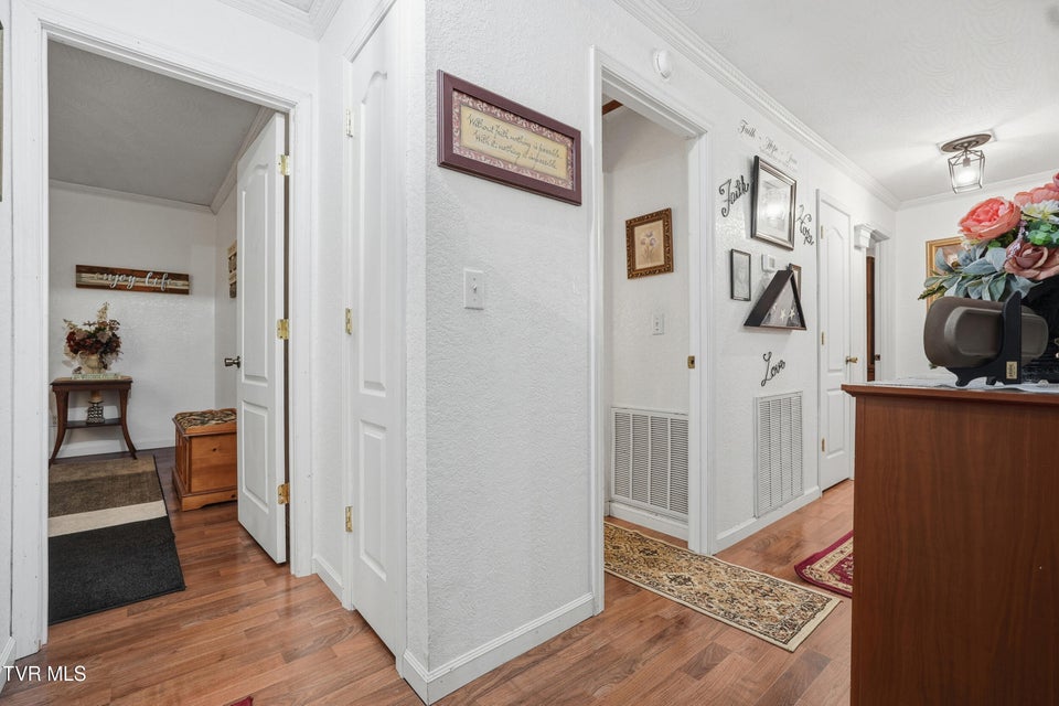 Photo #39: 5186 Lick Creek Road