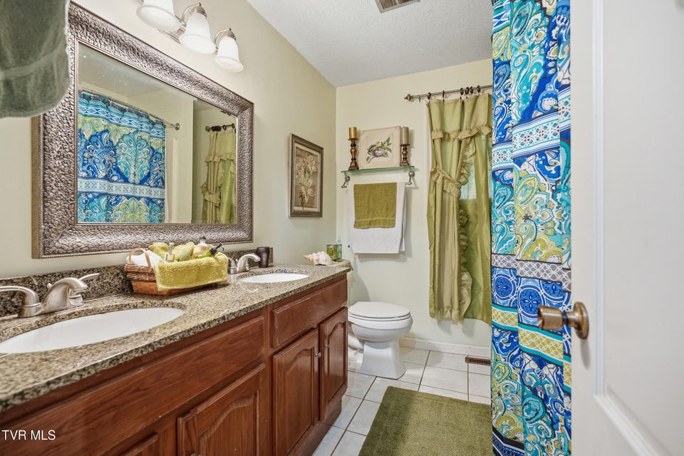 Photo #40: 5186 Lick Creek Road