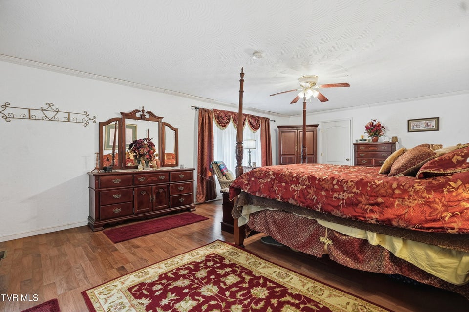 Photo #56: 5186 Lick Creek Road