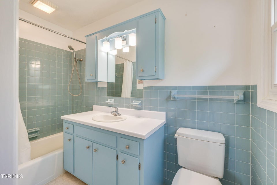 Photo #22: 2460 Wildwood Drive