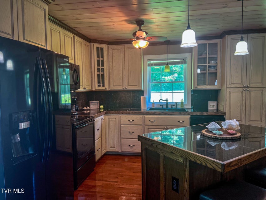 Photo #12: 353 Hemlock Street