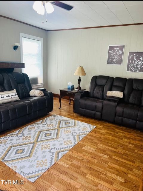 Photo #7: 800 Main Street