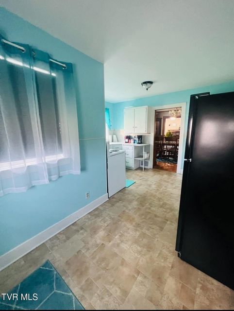 Photo #10: 800 Main Street