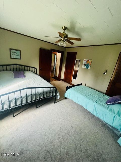 Photo #13: 800 Main Street