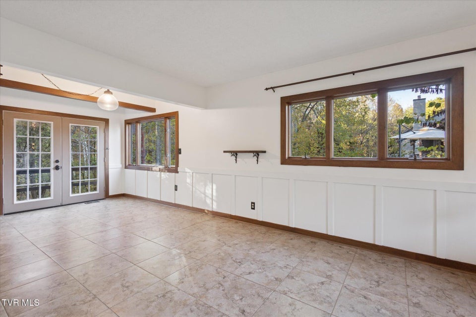 Photo #12: 137 Columbine Rd Road