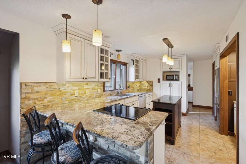 Photo #14: 137 Columbine Rd Road