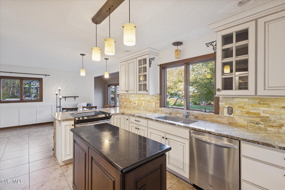 Photo #15: 137 Columbine Rd Road