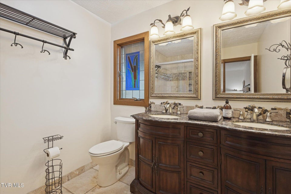 Photo #25: 137 Columbine Rd Road