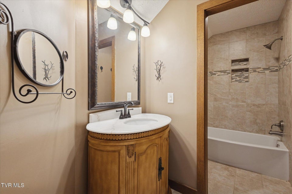 Photo #29: 137 Columbine Rd Road