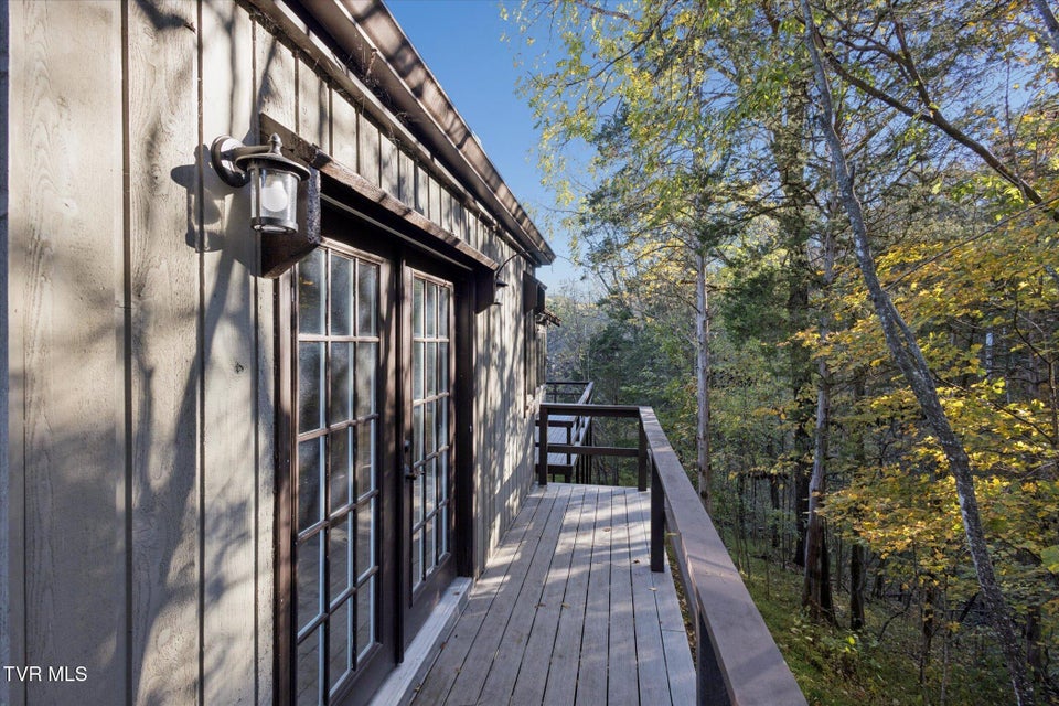 Photo #32: 137 Columbine Rd Road