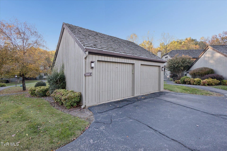 Photo #40: 137 Columbine Rd Road