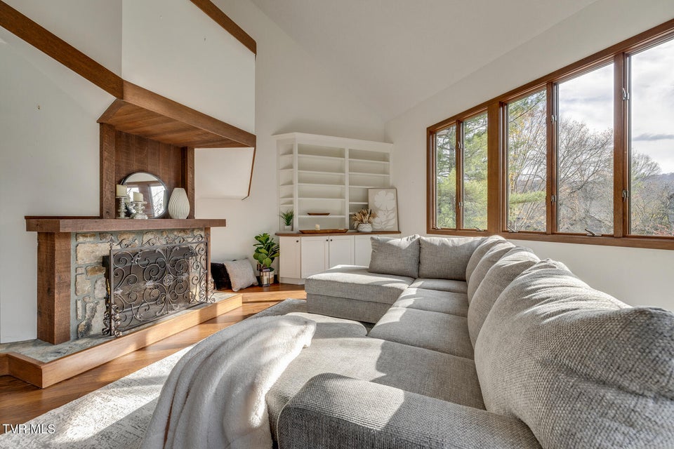 Photo #41: 137 Columbine Rd Road