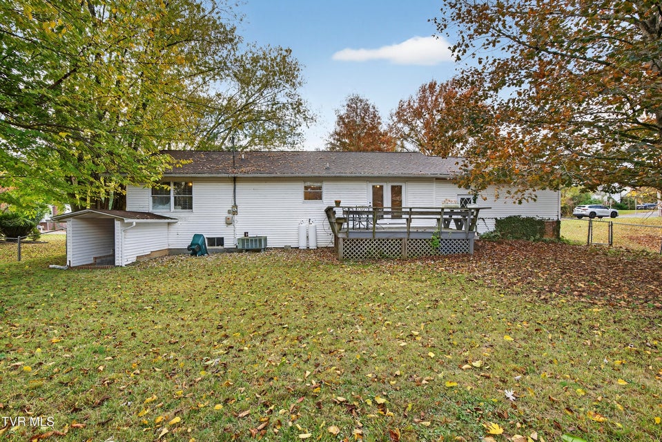 Photo #4: 825 Edgemont North Street