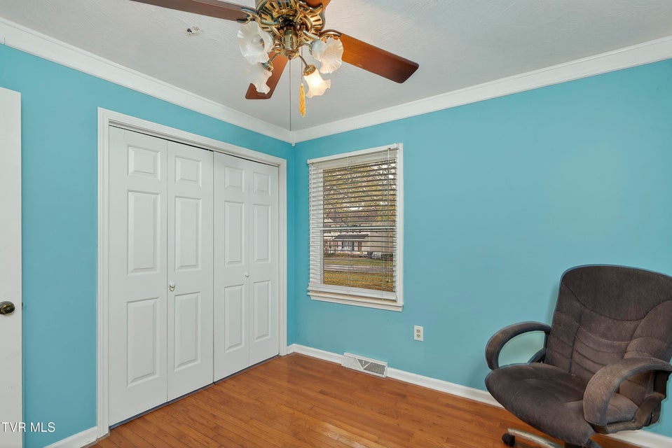 Photo #16: 825 Edgemont North Street