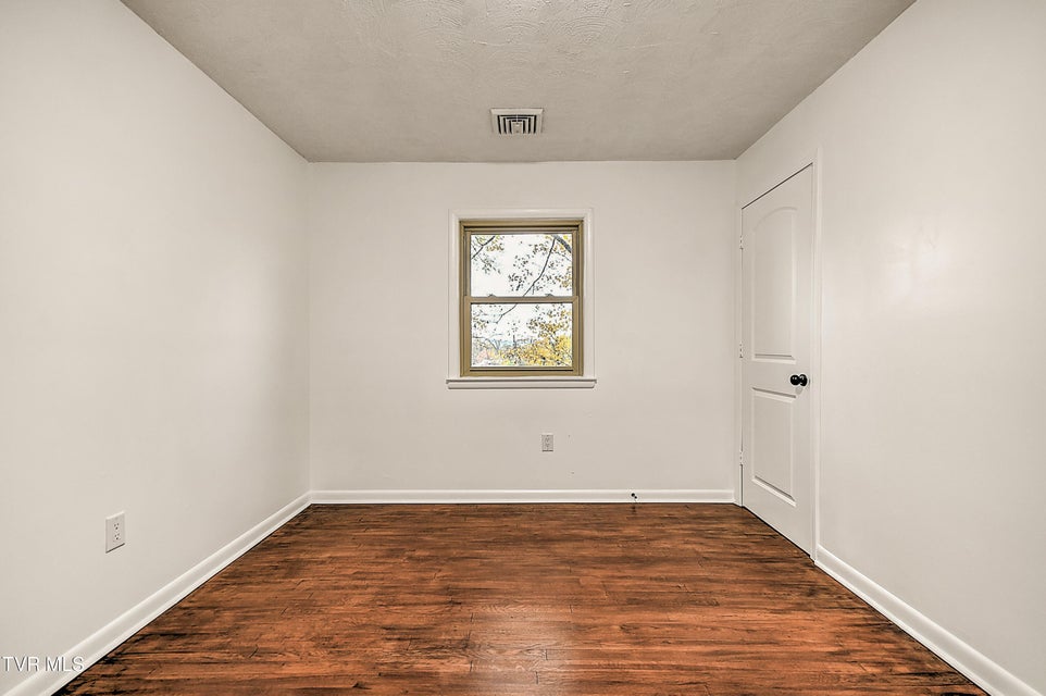 Photo #23: 425 Seminole Road