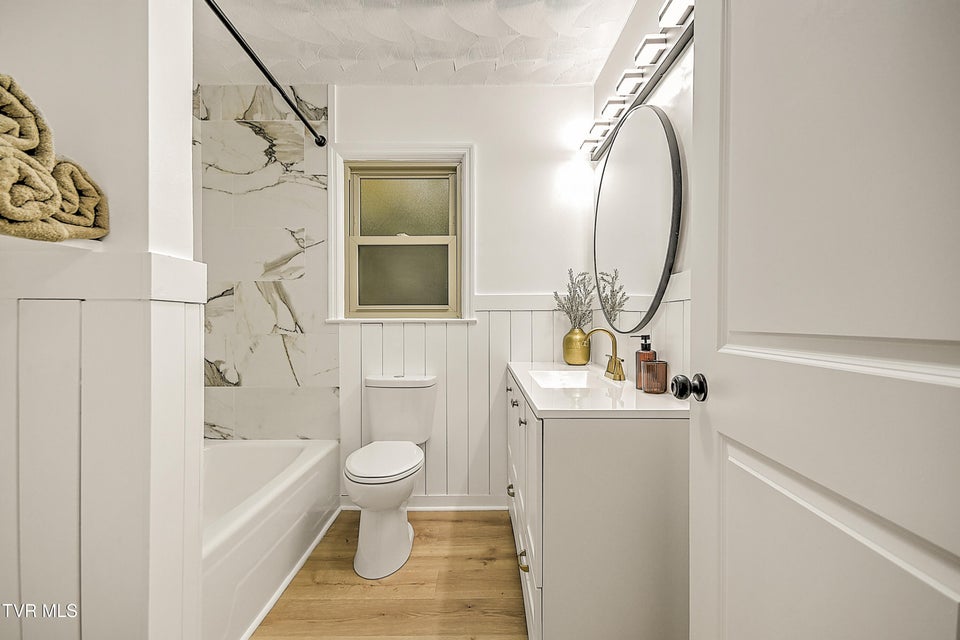 Photo #25: 425 Seminole Road