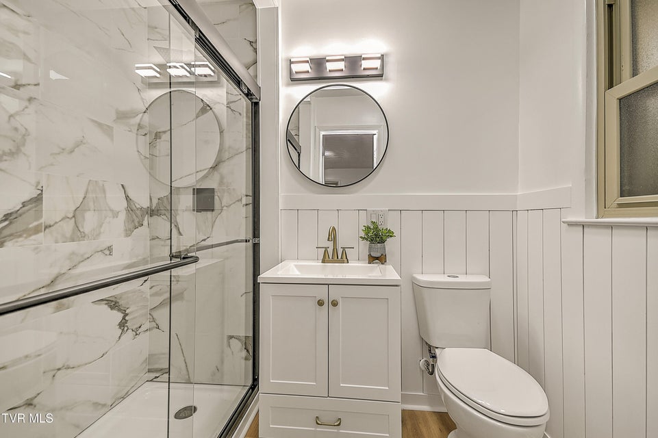 Photo #31: 425 Seminole Road