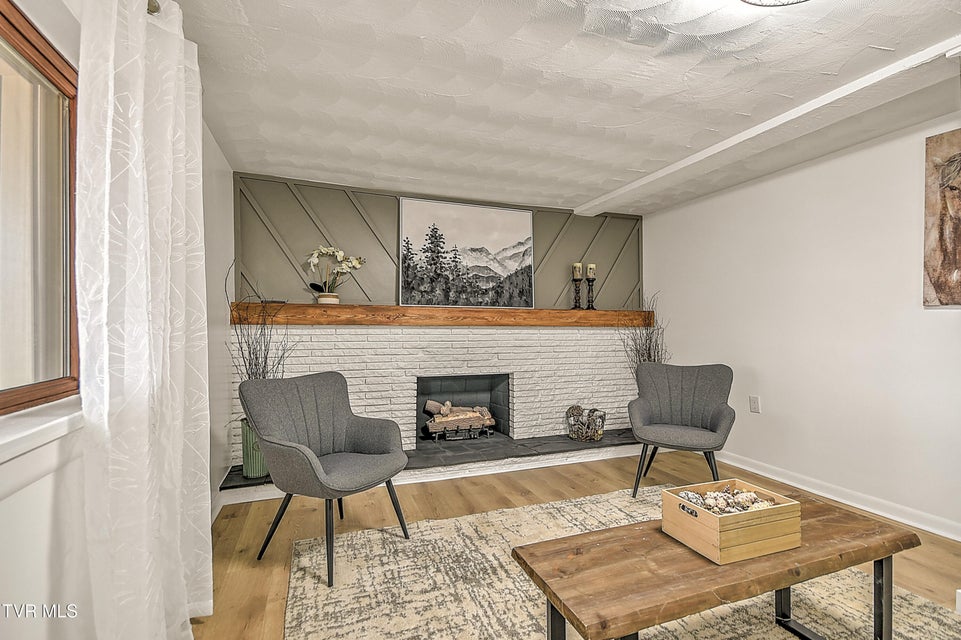 Photo #6: 425 Seminole Road