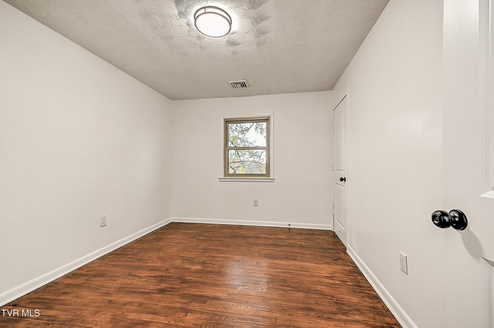 Photo #21: 425 Seminole Road