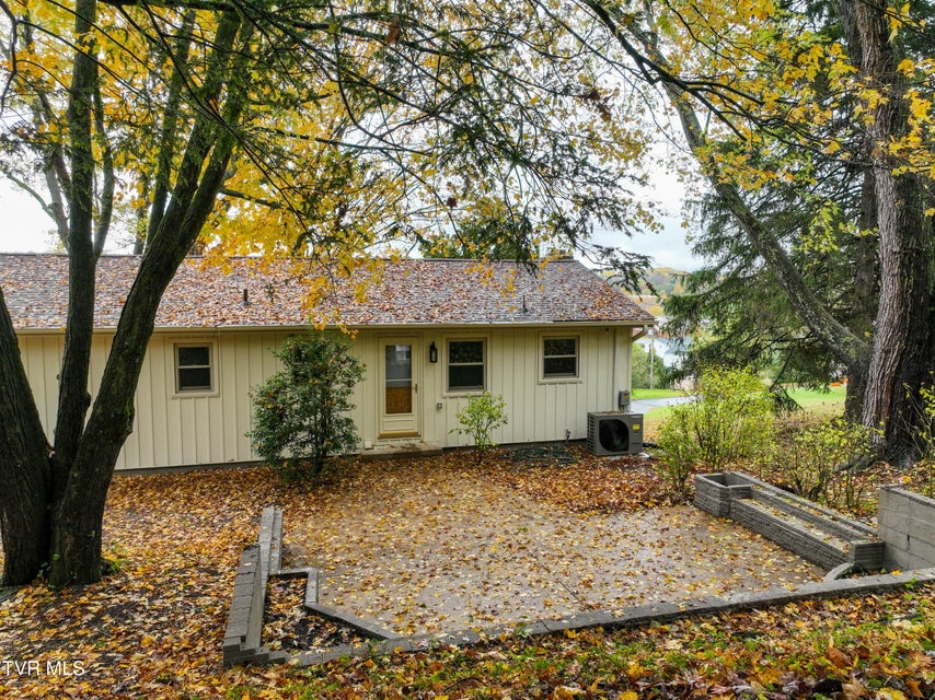 Photo #42: 425 Seminole Road